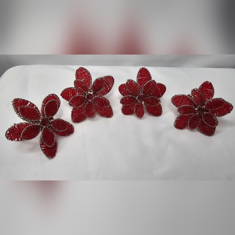 Beautiful Beaded Poinsettia Napkin Rings Holidays Festive